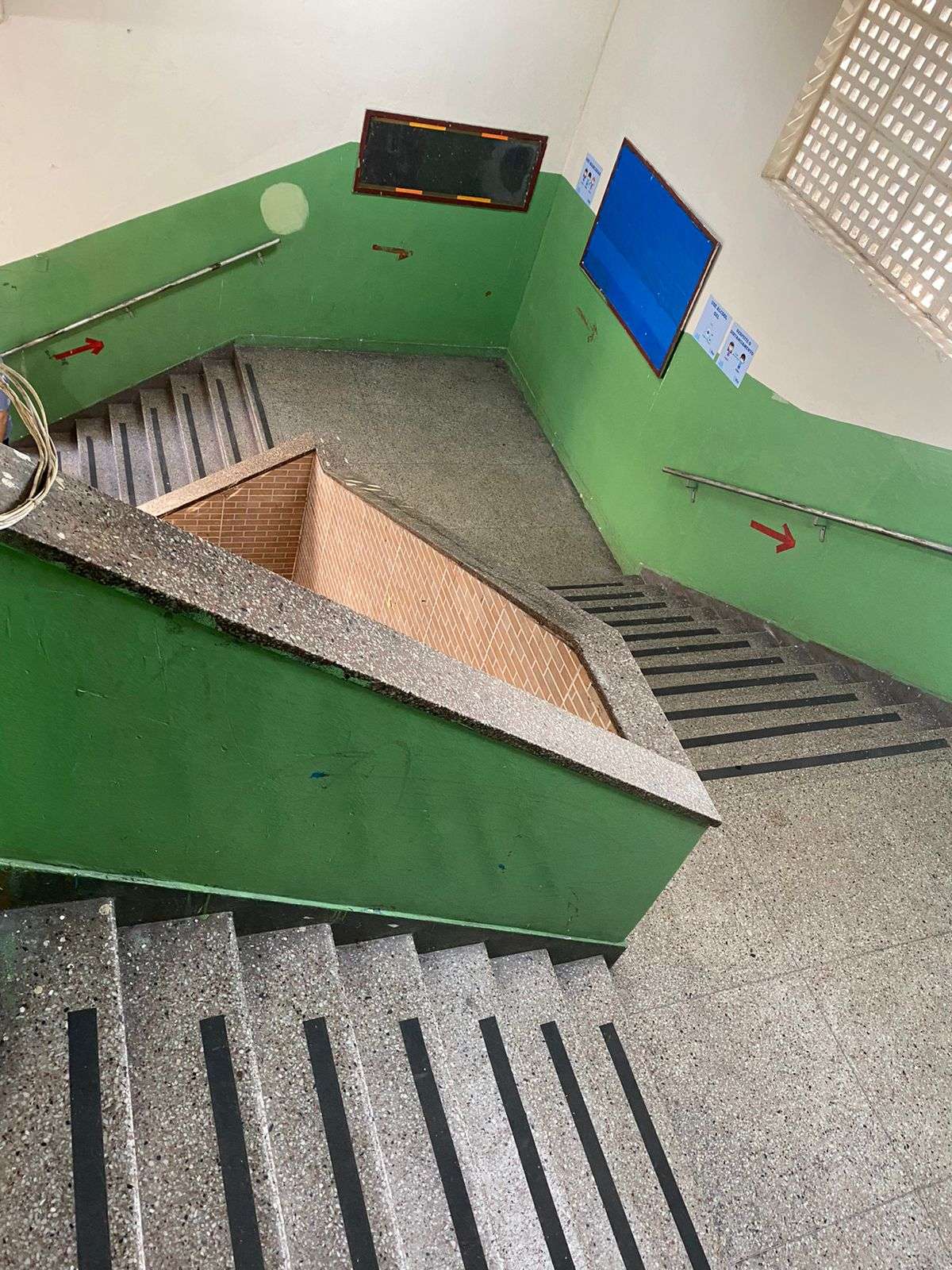 Corredores, Salas e Murais — foto 2